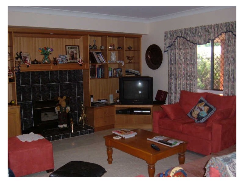 33 Mant Street, Point Vernon QLD 4655