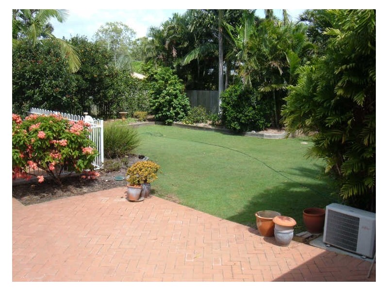 33 Mant Street, Point Vernon QLD 4655
