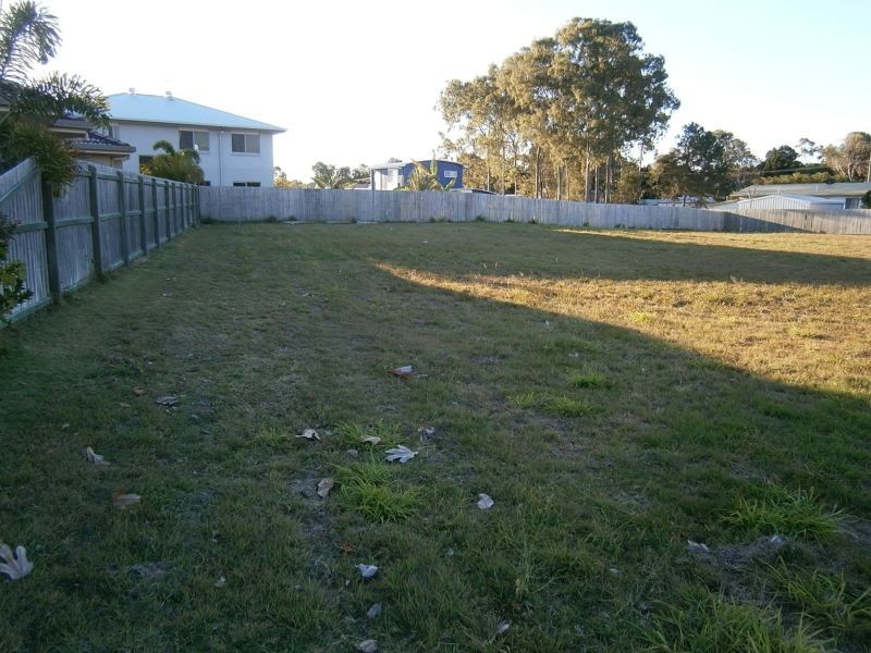 10 Seaway Parade, Toogoom QLD 4655