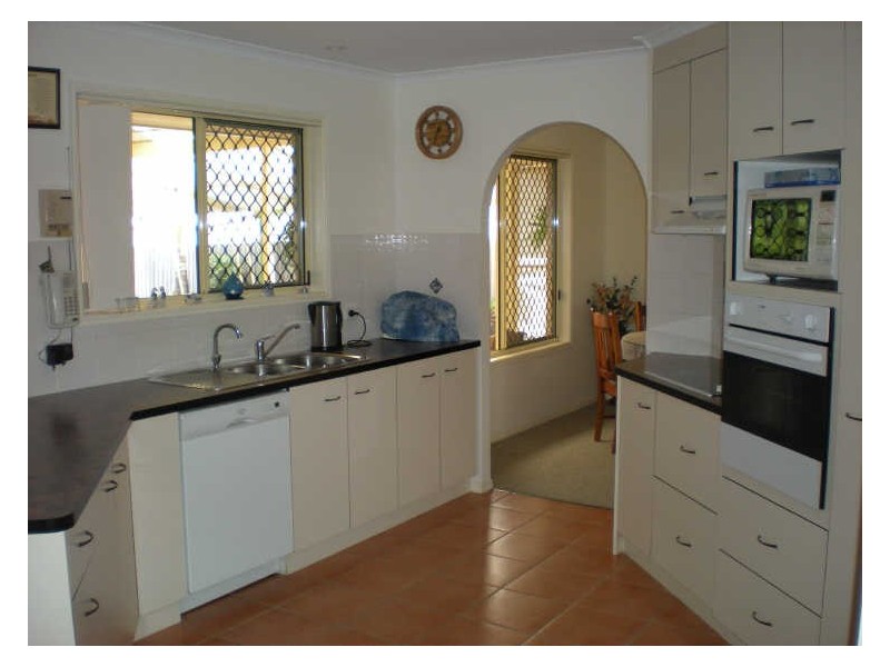 17 McLiver Street, Kawungan QLD 4655