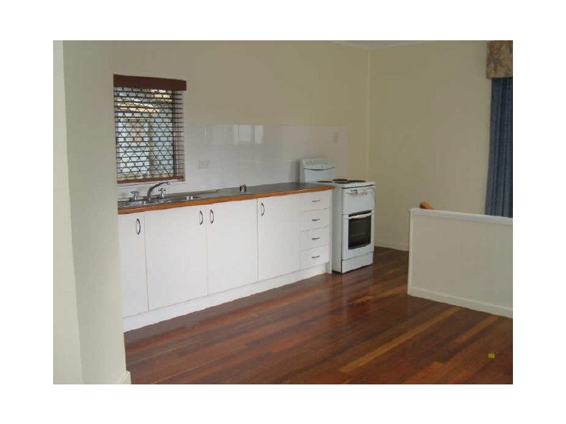 7 Mant Street, Point Vernon QLD 4655