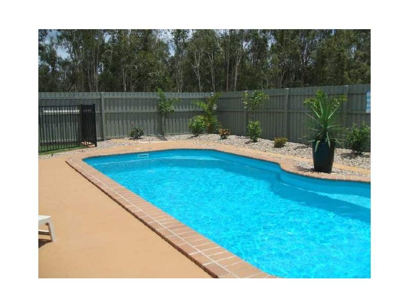 Point Vernon QLD 4655
