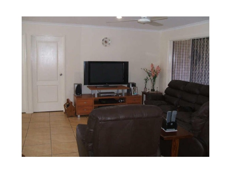 Point Vernon QLD 4655