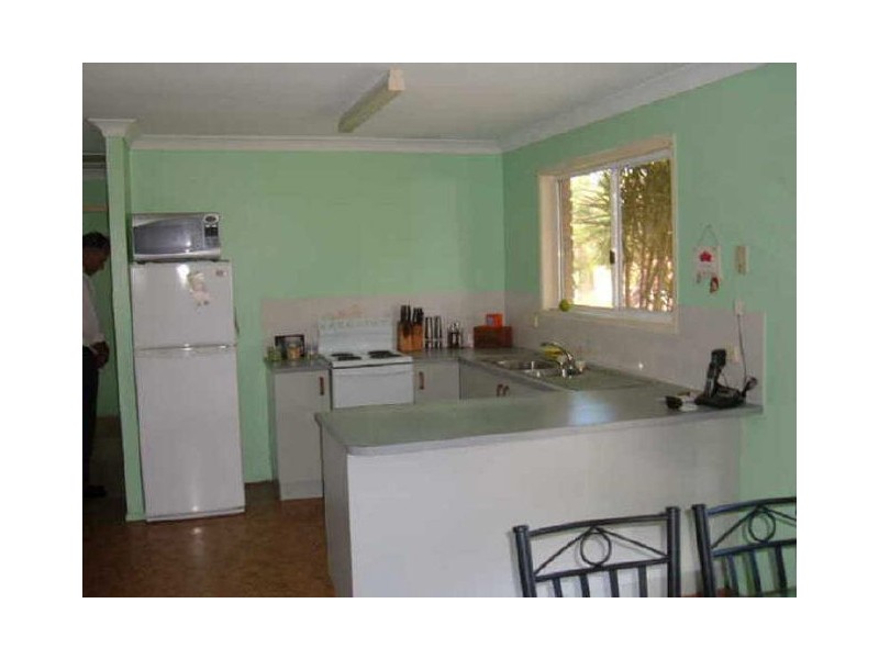 Point Vernon QLD 4655