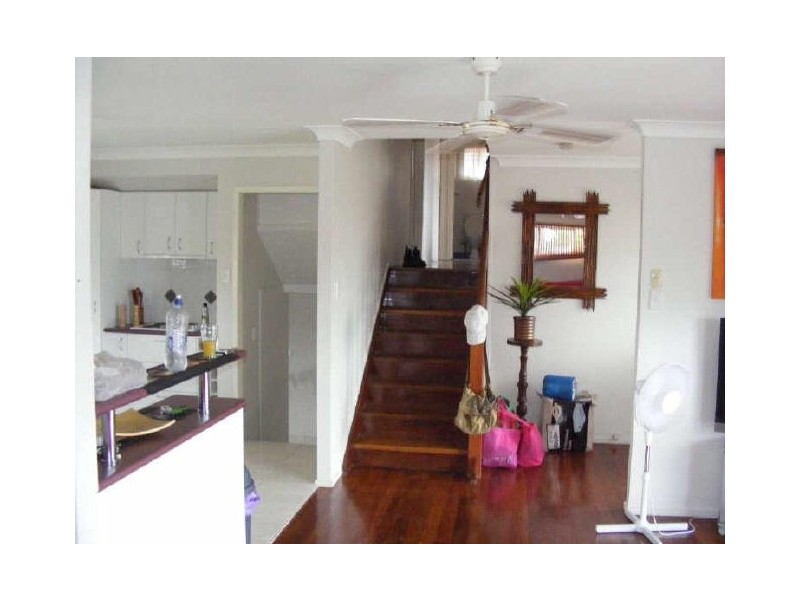 Point Vernon QLD 4655