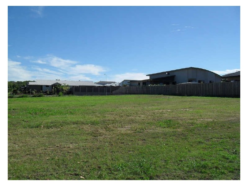 7 Parklands Boulevard, Wondunna QLD 4655