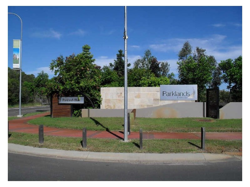 7 Parklands Boulevard, Wondunna QLD 4655