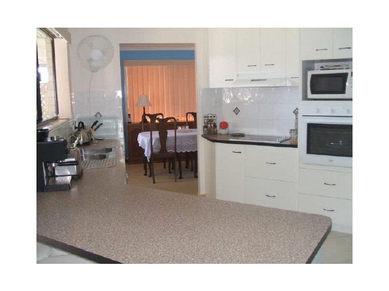 Point Vernon QLD 4655