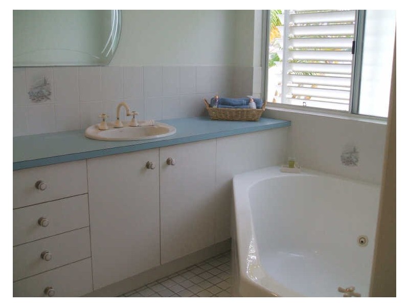 144 Burrum Street, Burrum Heads QLD 4659