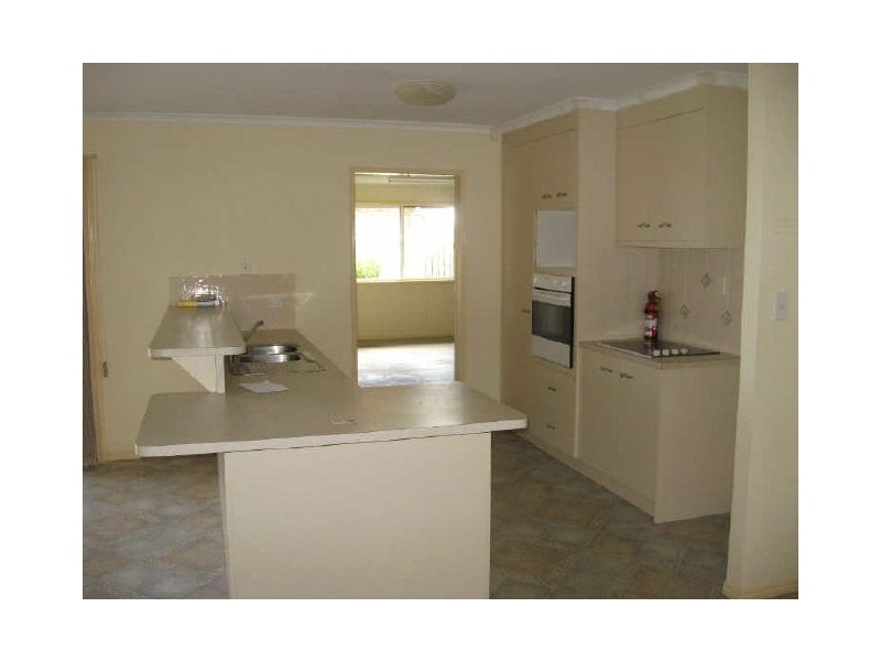 Eli Waters QLD 4655