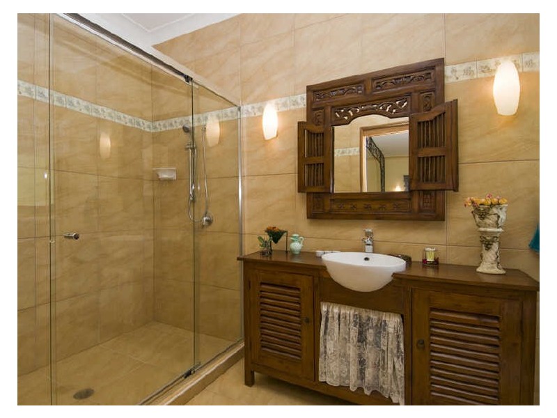 25 Shore Road, Booral QLD 4655