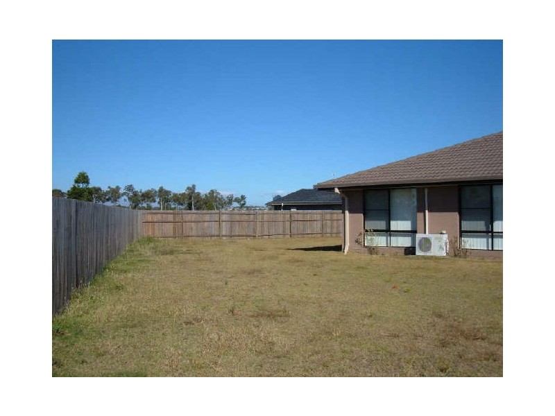 10 Golden Grove, Eli Waters QLD 4655