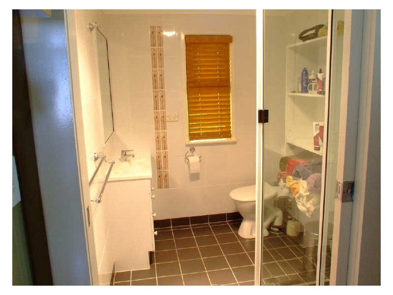 49 King Street, Urangan QLD 4655