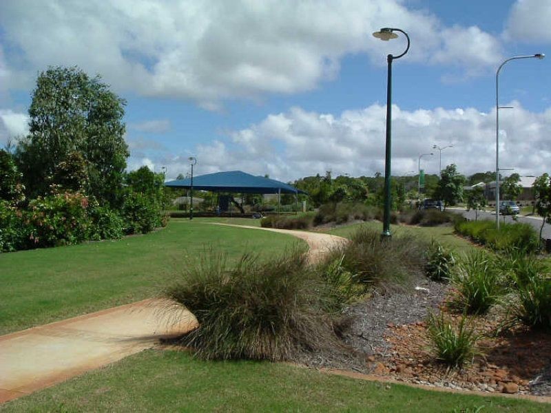11 Parklands Boulevard, Wondunna QLD 4655