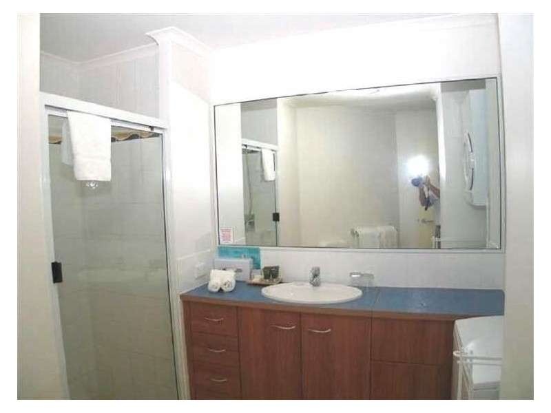 612 & 613 Buccaneer Drive, Urangan QLD 4655