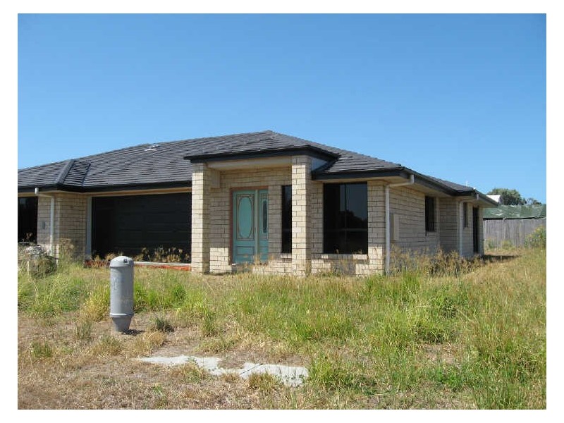 1 & 2/58 Fraser Waters Parade, Hervey Bay QLD 4655