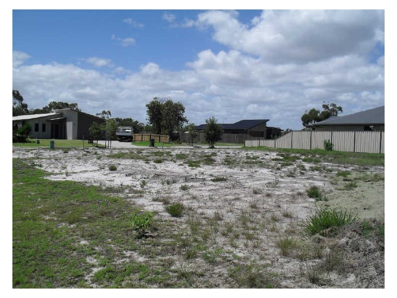 2 Cheellii Court, Burrum Heads QLD 4659