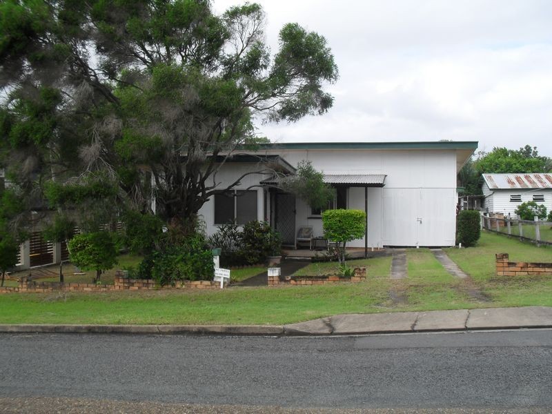 18 Gossner Street, Scarness QLD 4655