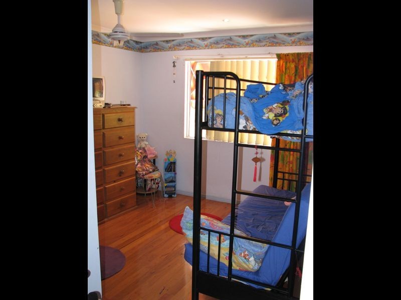 2 William Street, Urangan QLD 4655