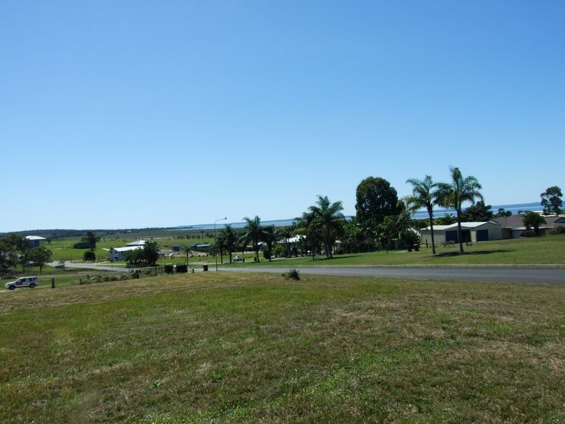 52 Cove Blvd, River Heads QLD 4655