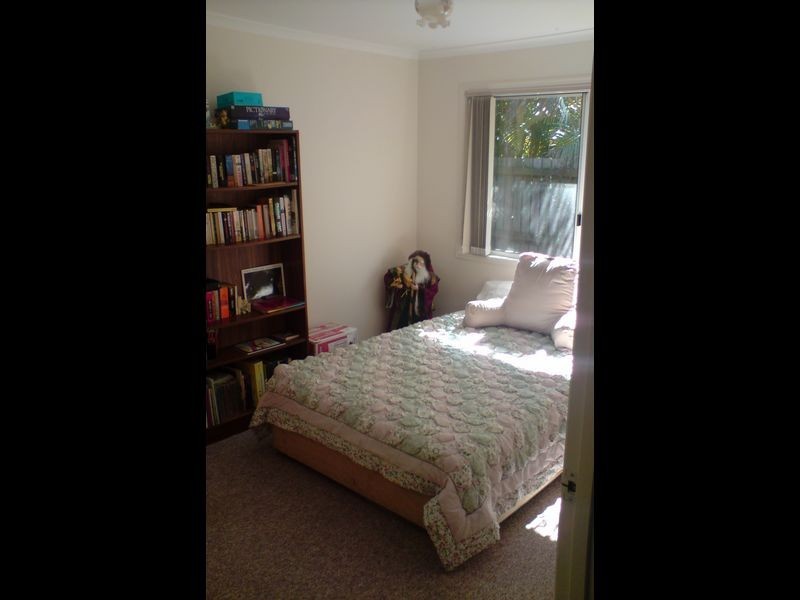 2 Silvereye Court, Eli Waters QLD 4655