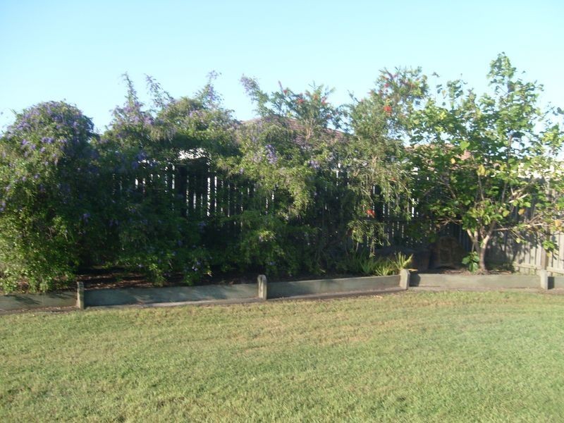 53 Wide Bay Drive, Eli Waters QLD 4655