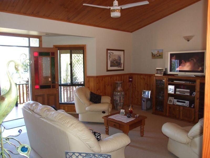 52 Sempfs Road, Dundowran QLD 4655