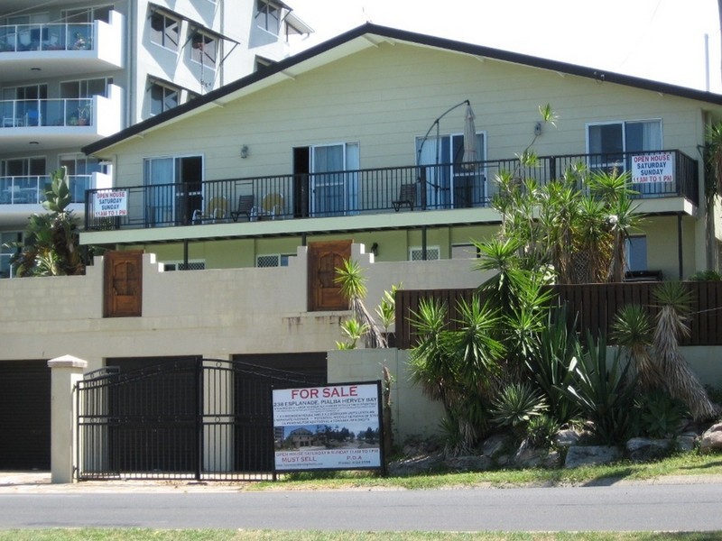 238 Esplanade, Pialba QLD 4655