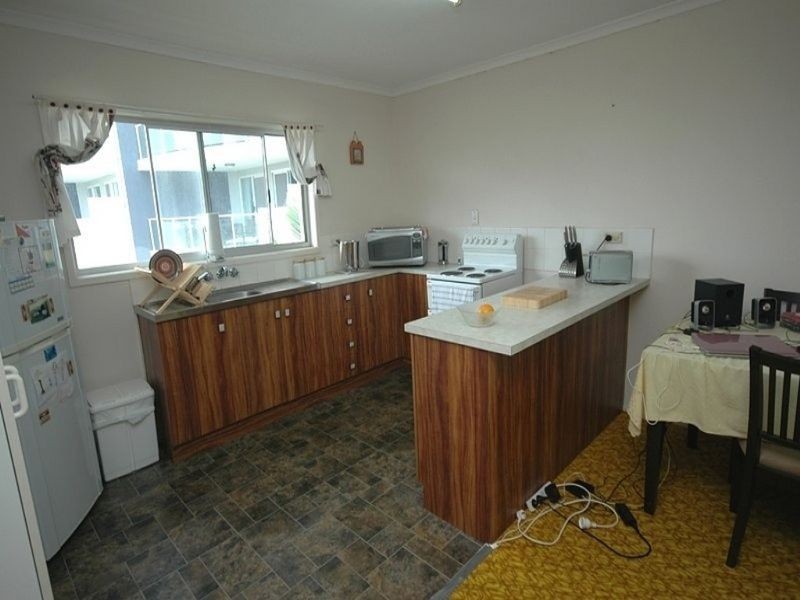 238 Esplanade, Pialba QLD 4655