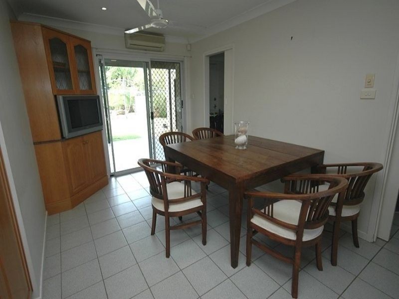 238 Esplanade, Pialba QLD 4655