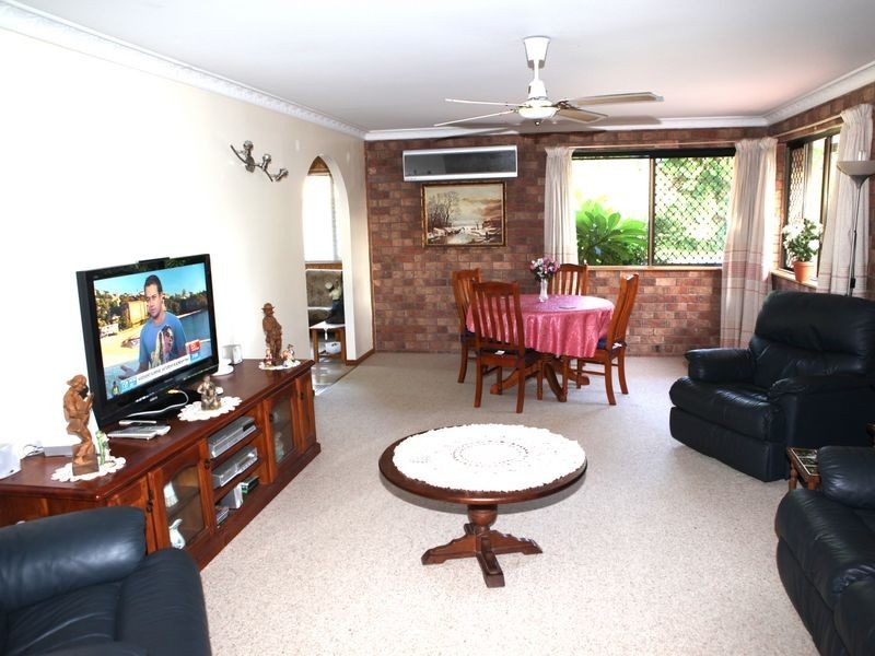 113 Garden Drive, Urangan QLD 4655