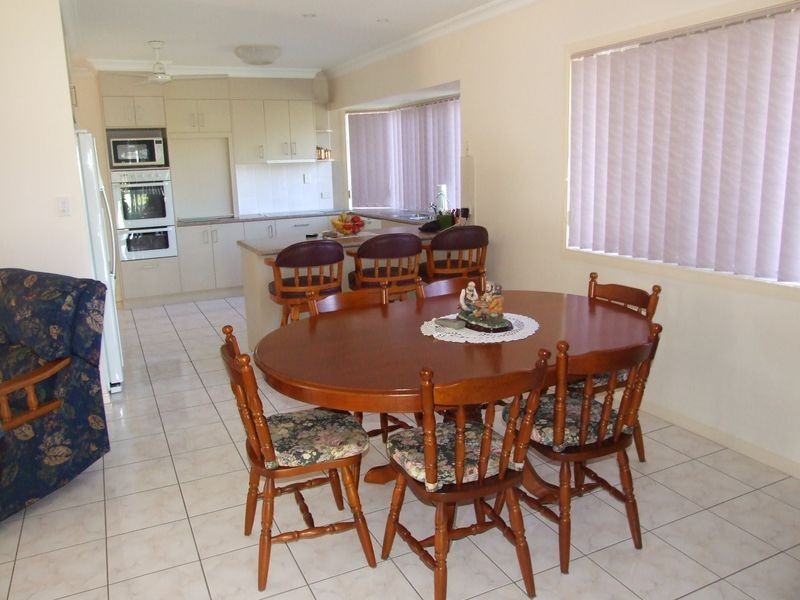 29 Bayrise Drive, Urangan QLD 4655