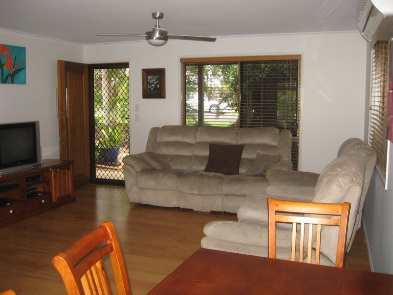 4 Coongul Court, Urraween QLD 4655