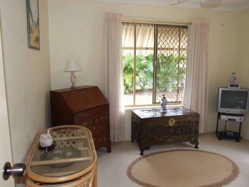 Point Vernon QLD 4655