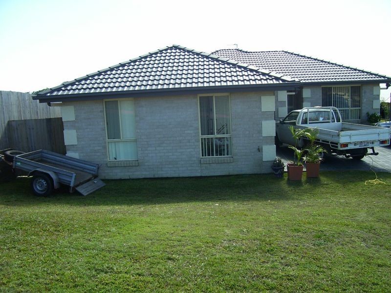 17 Mia Court, Nikenbah QLD 4655