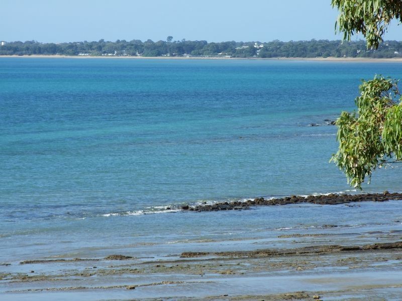 69 Long Street, Point Vernon QLD 4655