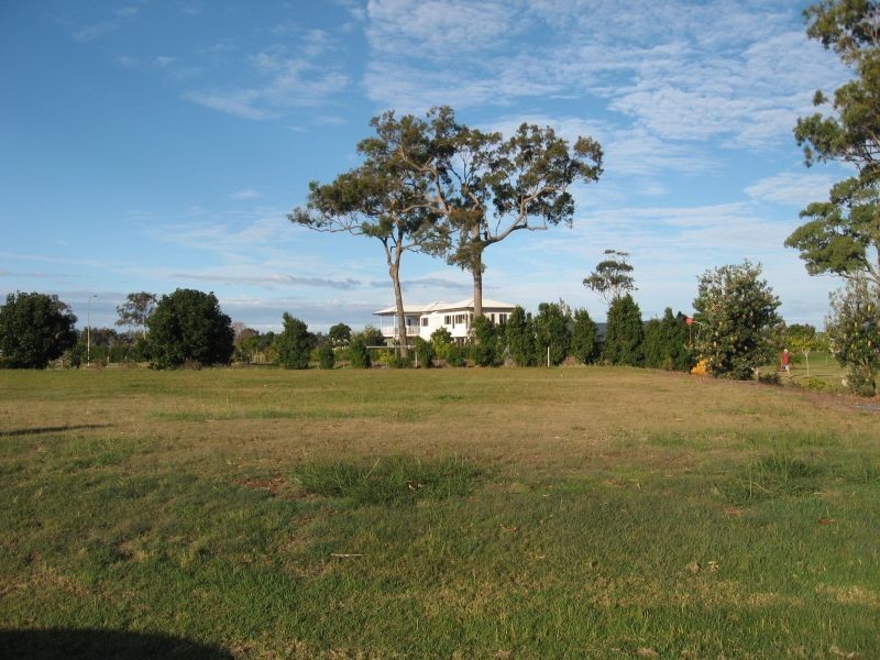 65 Barramundi Drive, Burrum Heads QLD 4659