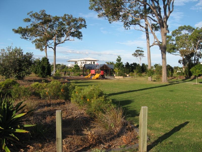 65 Barramundi Drive, Burrum Heads QLD 4659