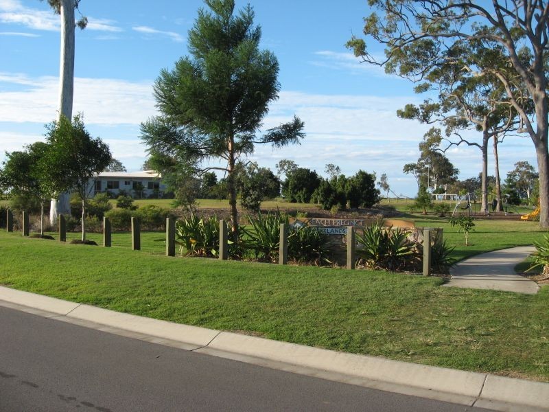 65 Barramundi Drive, Burrum Heads QLD 4659