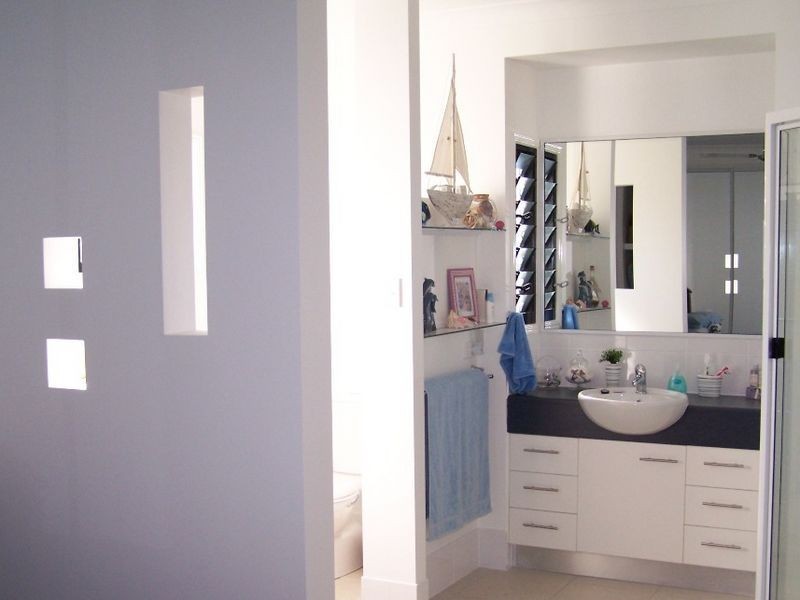 5 Beach Drive, Burrum Heads QLD 4659