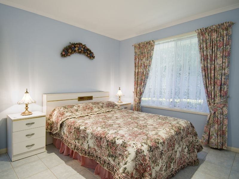 4 Bruce Street, Torquay QLD 4655