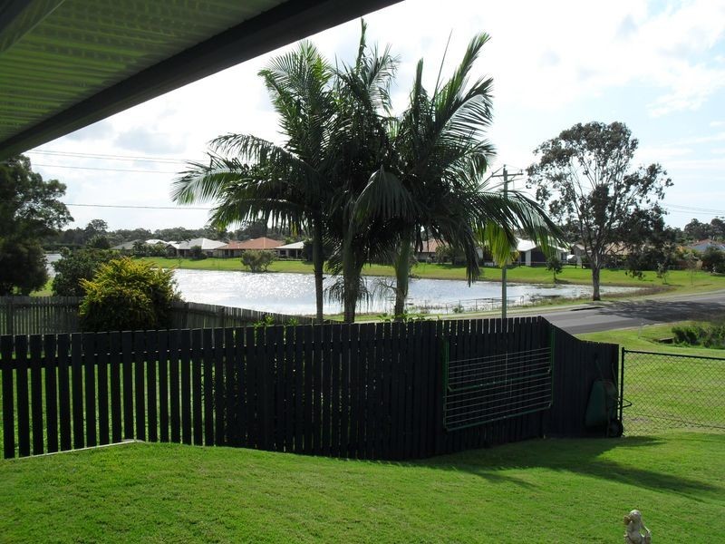 4 Bruce Street, Torquay QLD 4655
