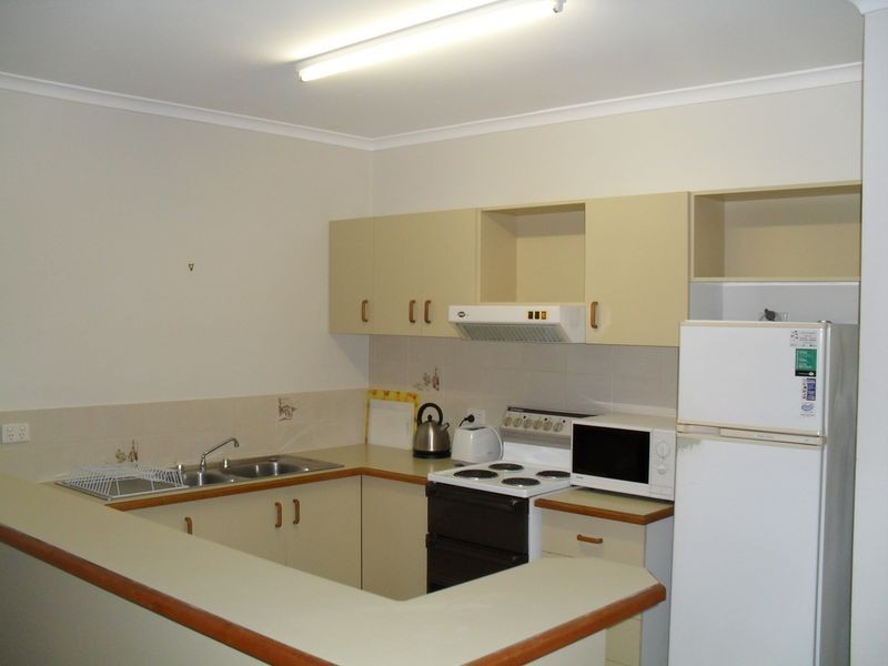 19 Hervey Street, Scarness QLD 4655