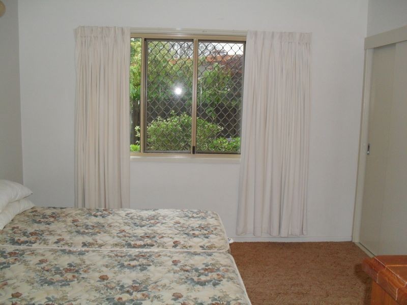 19 Hervey Street, Scarness QLD 4655