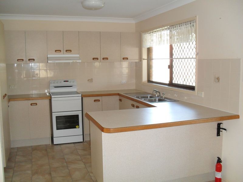 10 Romeck Street, Urraween QLD 4655