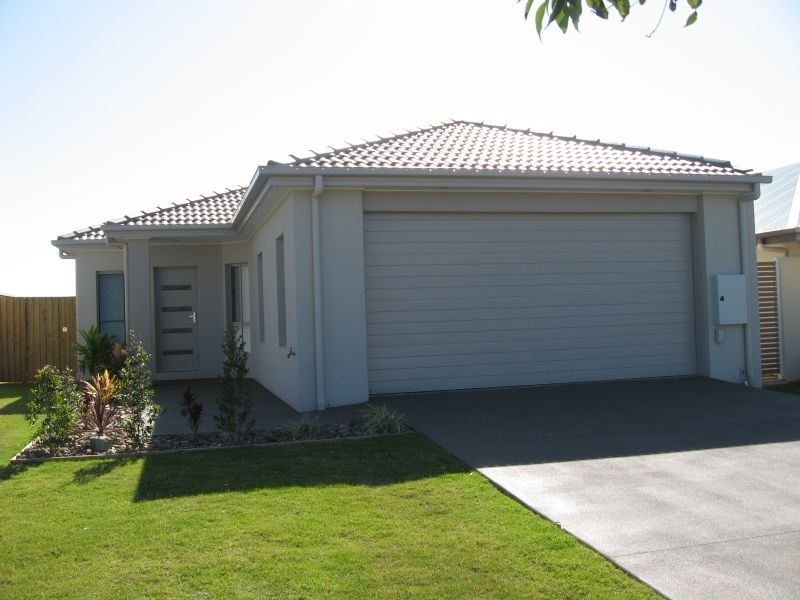 7 Lady Nelson Drive, Eli Waters QLD 4655