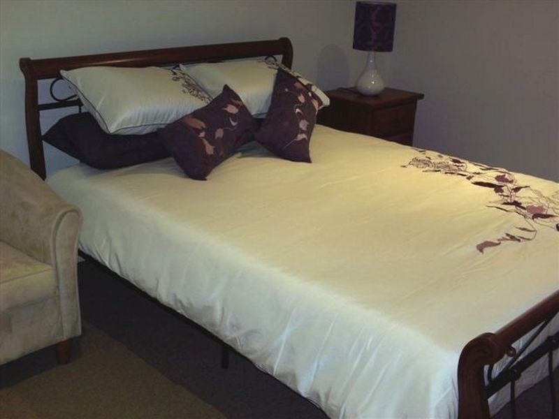 18 Lockerbie Court, Kawungan QLD 4655