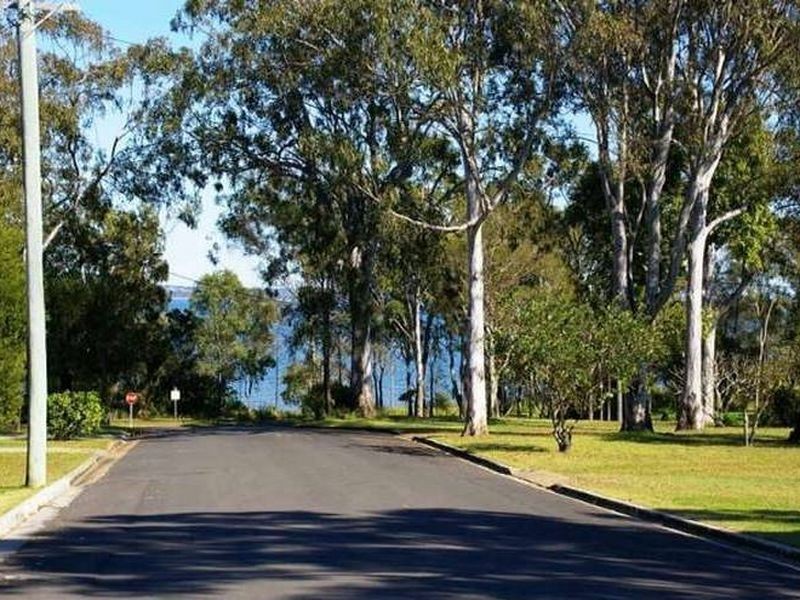 9 Mant Street, Point Vernon QLD 4655