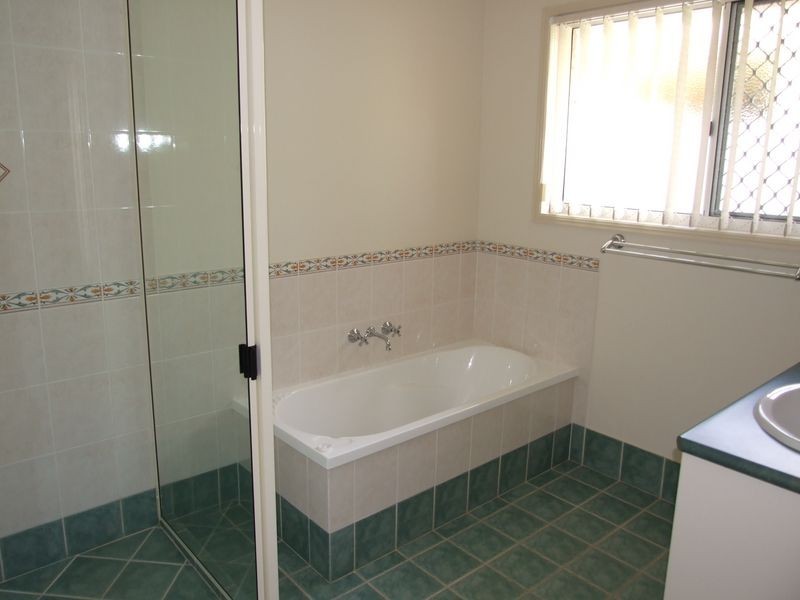 35 St Joseph Drive, Urraween QLD 4655