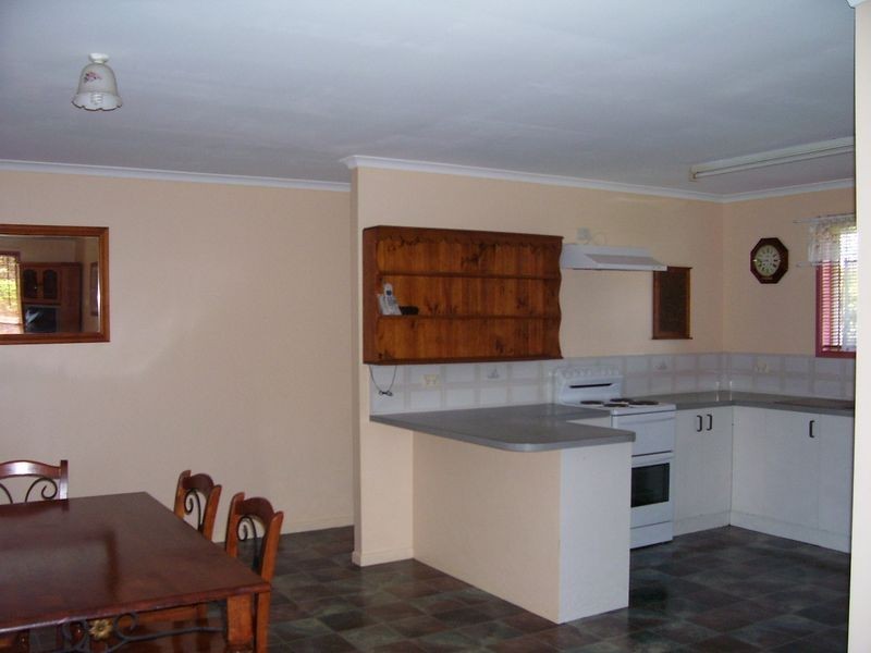 46 Squire Street, Kawungan QLD 4655